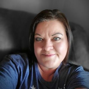 Meet your Posher, Stacie